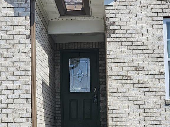 3rd image of 7608 Julia Dr