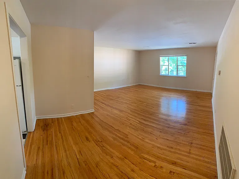 3339 Old Montgomery Hwy #C — Photo 41