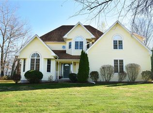 11 Old Farms Rd, West Suffield, CT 06093