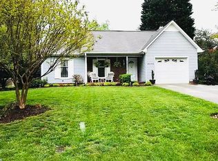 6049 Yeaton Glen Dr, Winston Salem, NC 27107