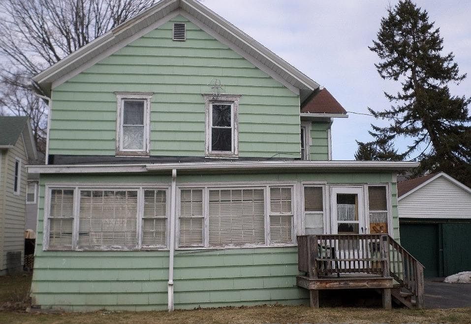 2nd image of 38 London Ave