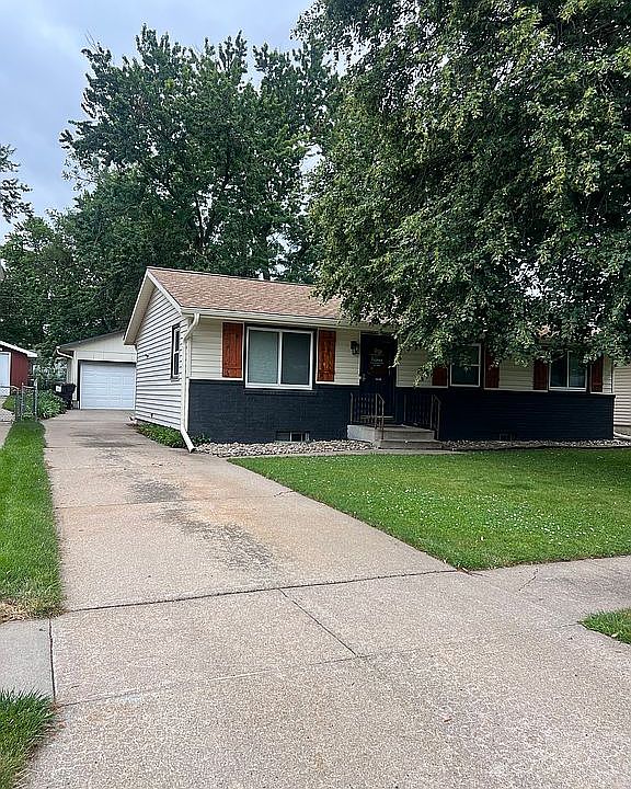1st image of 5501 Hills Dale Dr
