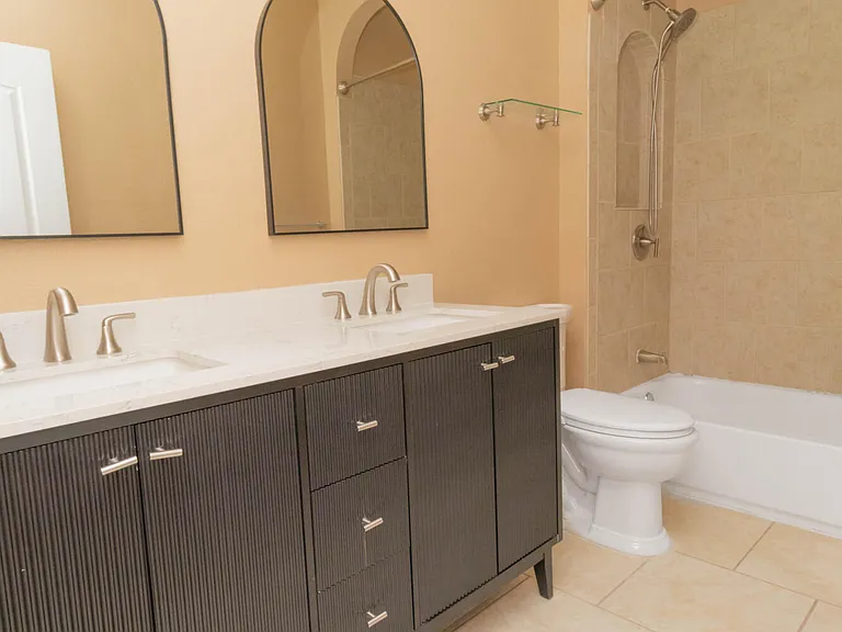 4744 Excalibur Dr — Photo 44