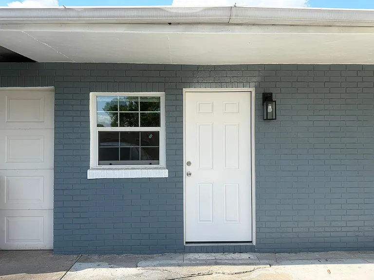 3040 Fletcher Ave — Photo 1