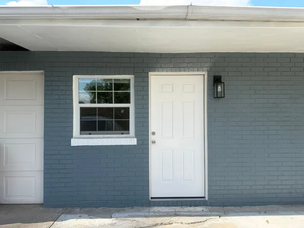 3040 Fletcher Ave, Lakeland, FL 33803