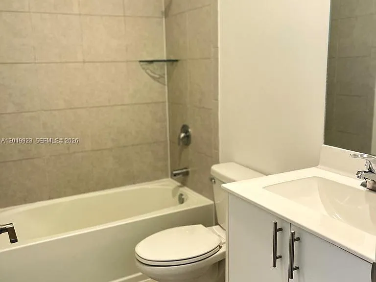 2628 SE 19th St #2628 — Photo 13