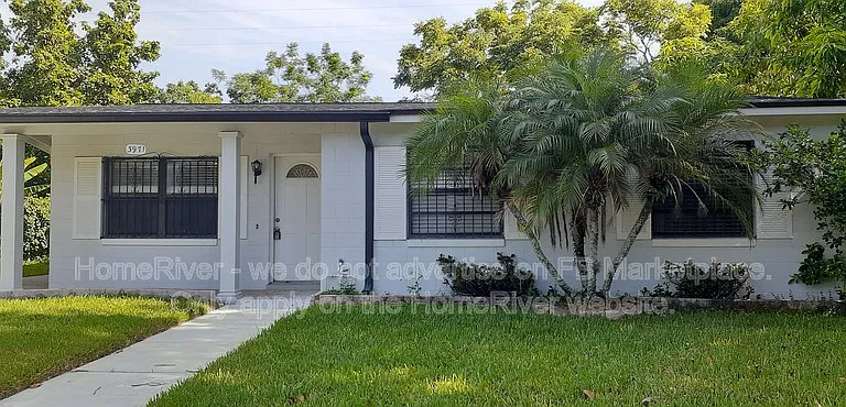 3971 Queen Anne Dr — Photo 1