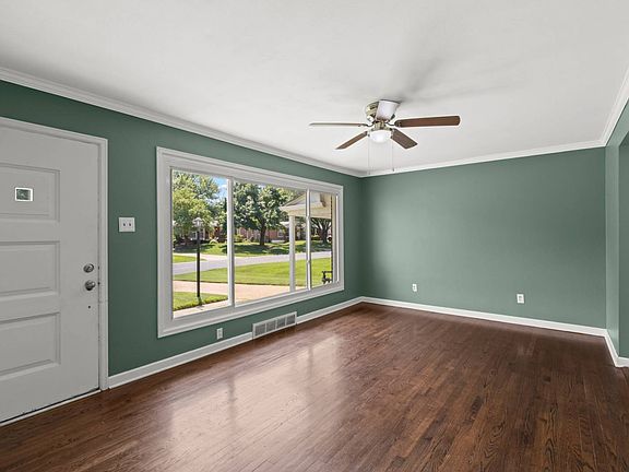 4th image of 245 Saint Patrick Ln