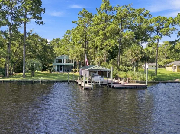 241 Rio Vista Dr, Sopchoppy, FL 32358