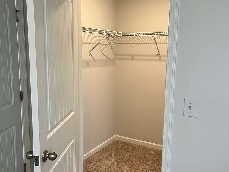 1083 Pepper Stone Dr — Photo 20