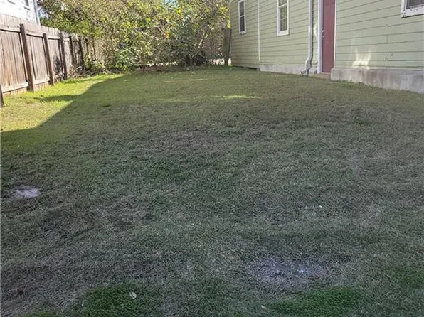 2720 Clara St, New Orleans, LA 70113
