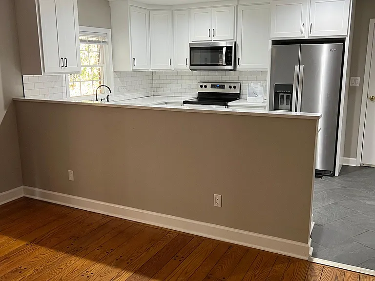 Kitchen/Den