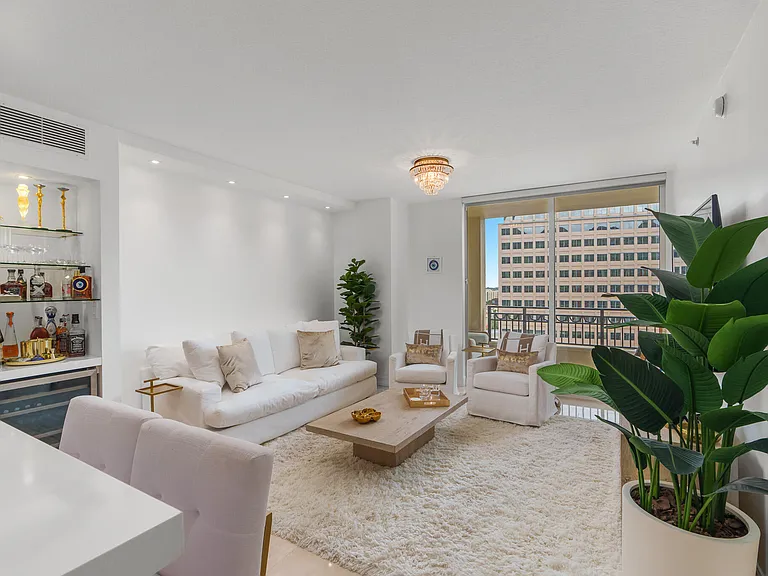 550 Okeechobee Blvd #1409 — Photo 8