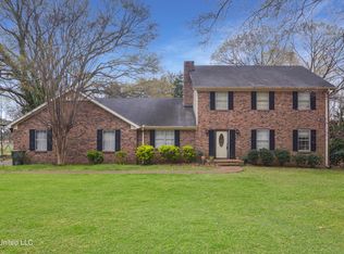 123 Brookside Dr, Senatobia, MS 38668