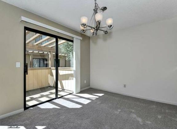 4th image of 16138 Loretta Ln