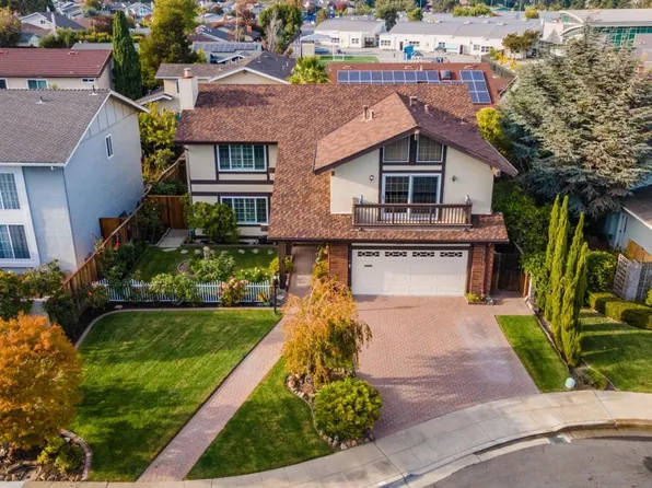 939 Laguna Cir, Foster City, CA 94404
