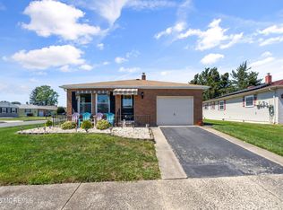 30 Maracaibo Pl, Toms River, NJ 08757