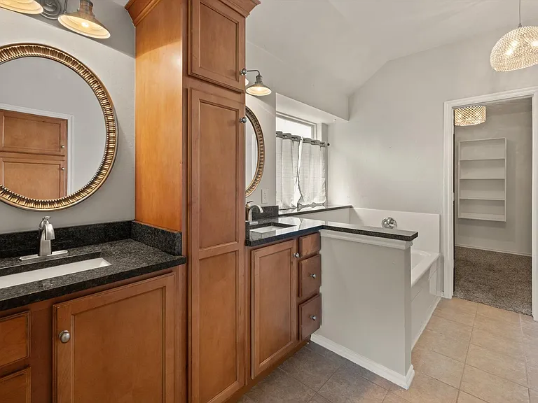 1808 Ada Sage Ln — Photo 33