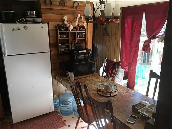 4th image of 9460 Helena Dr #70