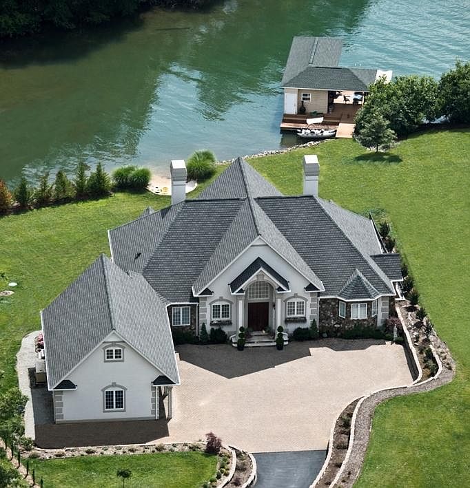 1st image of 1076 Ascend Ln