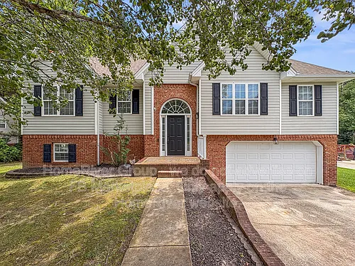 72 Elaine Dr Photo 1