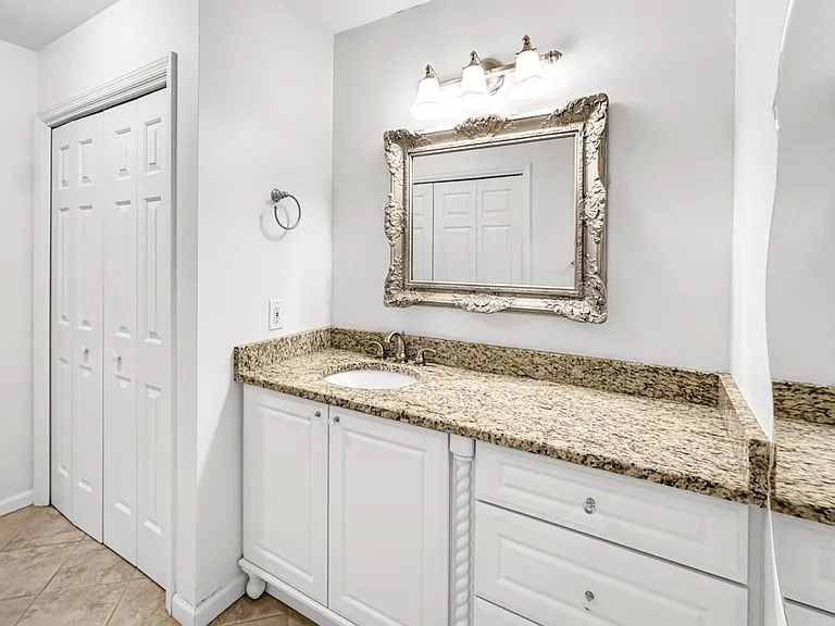 1225 Whitlock Ridge Dr SW — Photo 16