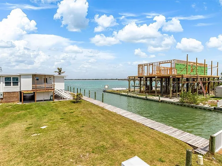 9750 Little Gasparilla Is — Photo 34