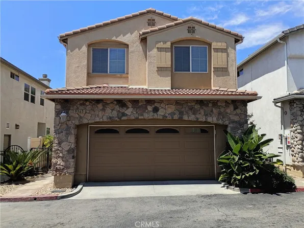 9365 Hawk Eye Ln, Pacoima, CA 91331