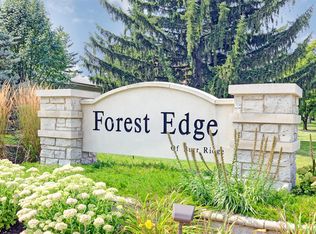 220 Forest Edge Ct, Burr Ridge, IL 60527