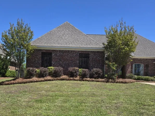 112 Bainbridge Xing, Canton, MS 39046