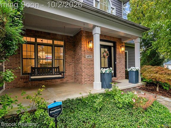 4th image of 6979 Woodlyn Ct