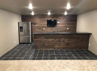 534 Pebblestone Cir, Hobart, WI 54155