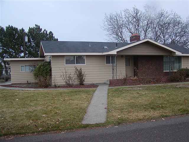 1st image of 517 N Road 36