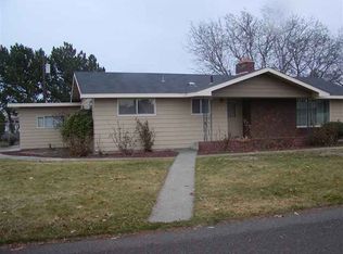 517 N Road 36, Pasco, WA 99301