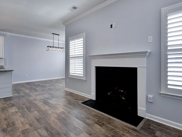 515 Clements Mill Trce — Photo 8