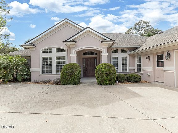 3rd image of 3644 Christa Ct