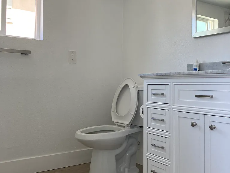 95 Bisceglia Ave — Photo 11