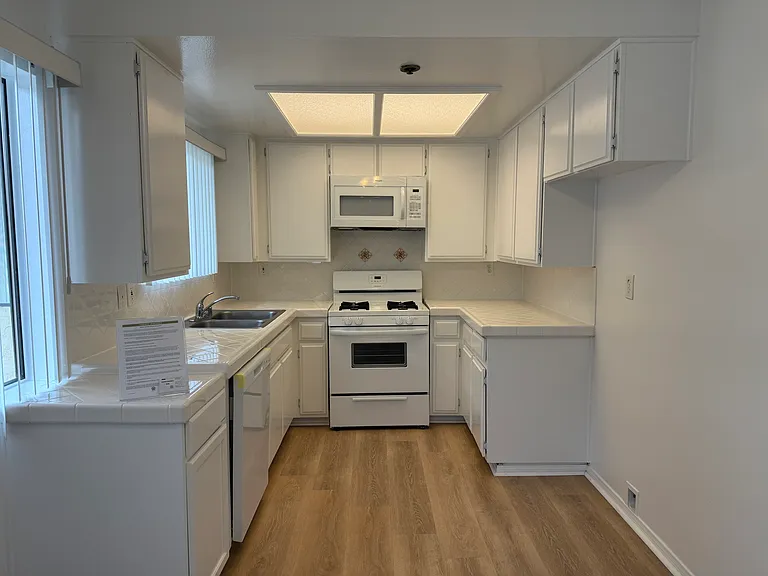 Parkwest Apartments — Photo 21