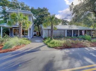 1112 Simmons St, Mount Pleasant, SC 29464