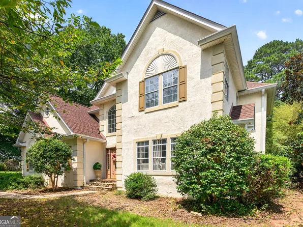 15 French Village Blvd, Sharpsburg, GA 30277
