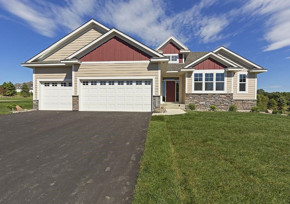 Photos of the house will be uploaded on Monday.