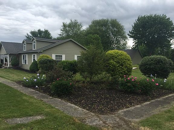 4th image of 112 N Hickory St
