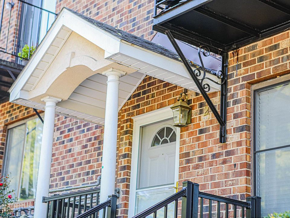 1st image of 500 Winchester Ave #2