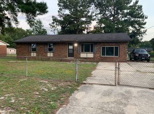 705 Odell Rd, Spring Lake, NC 28390