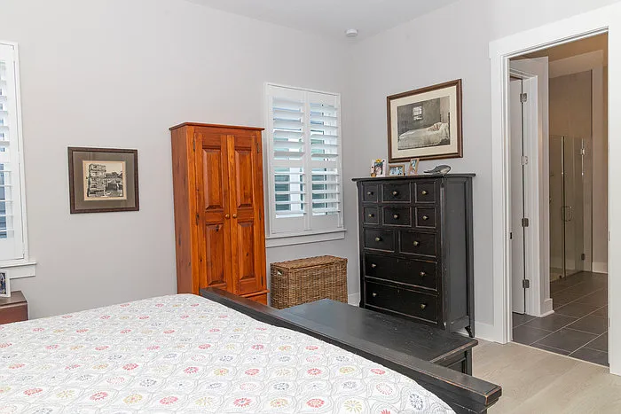 110 Oak Park Dr — Photo 31