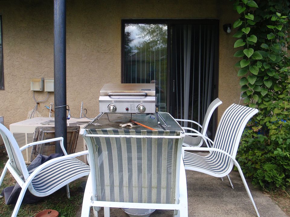 2nd image of 1012 Gum Pl #A