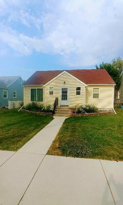 1st image of 790 4th Avenue NW