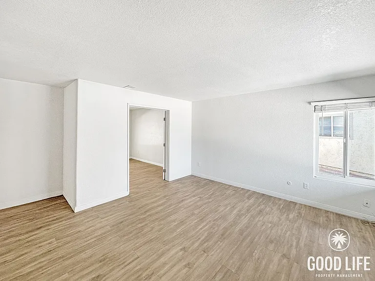 1311 Carnell Ct — Photo 28
