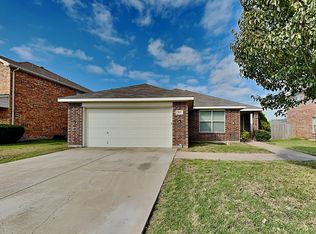 905 Dove Meadows Dr, Arlington, TX 76002