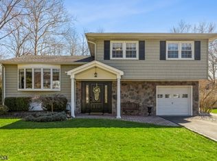 404 Charnwood Rd, New Providence, NJ 07974